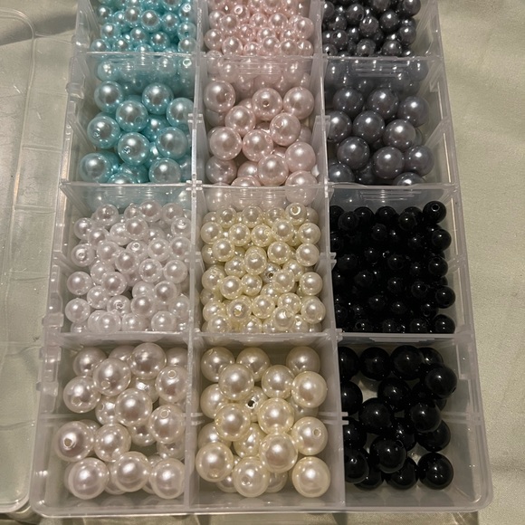 HOZIER FRIENDSHIP BRACELET SET OF 12 - Picture 6 of 6